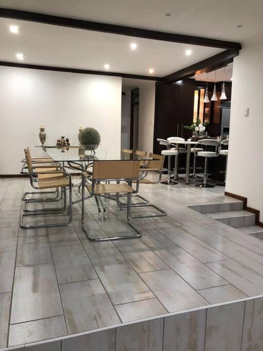 Red Cascade - Luxury 4 Bedrooms -Solar And Aircons Hartbeespoort Exterior photo